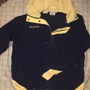 Columbia pullover